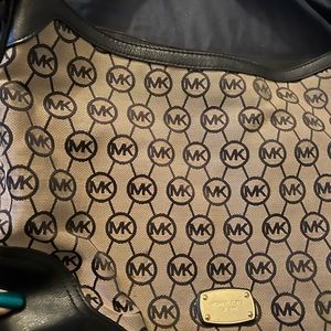 Michael Kors hobo purse